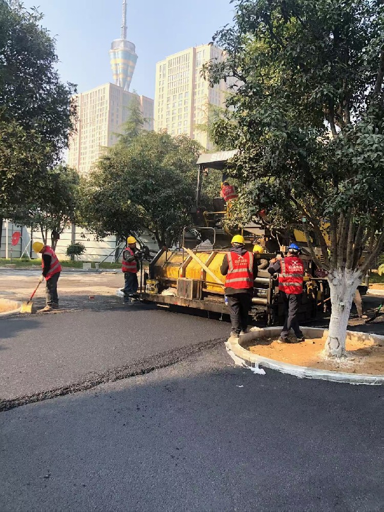 鄭州瀝青攪拌站品質(zhì)基石，從選材開始